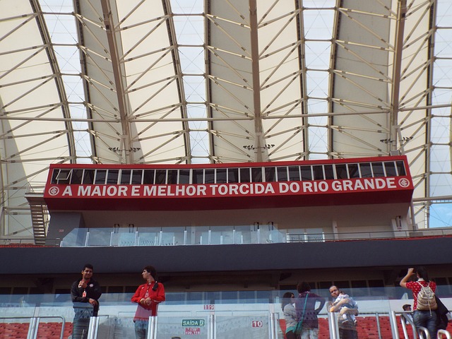 节展现出令 节展现出令